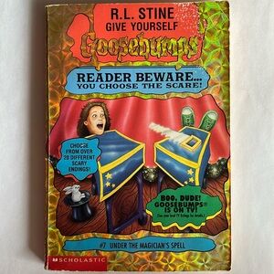 ⭐️ 5/$25 - GOOSEBUMPS - Give Yourself Goosebumps - #7 Under The Magician's Spell